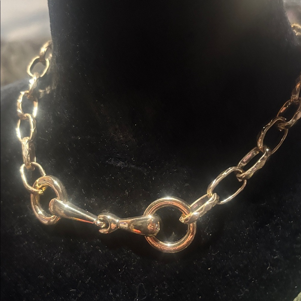 KB snaffle bit necklace gold tone equestrian style jewelry elegant statement - Picture 3 of 7